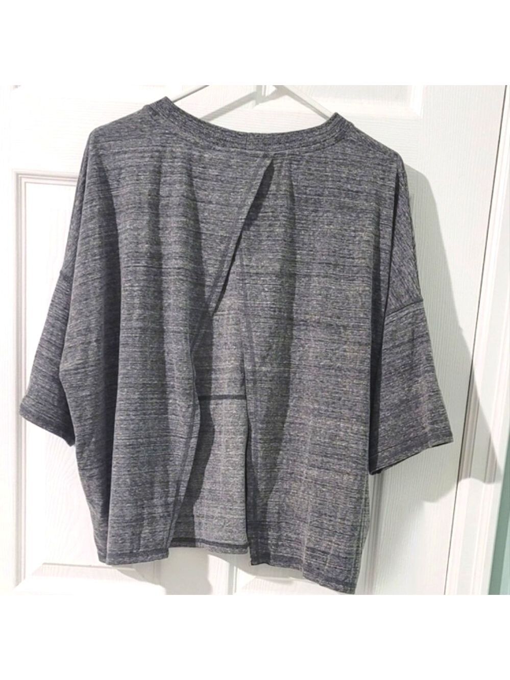 Ivy Park Women's Pull-Over Split Back Knit Sweater Top Size M - Picture 2 of 15